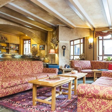 Hotel Vallee De Конье Экстерьер фото